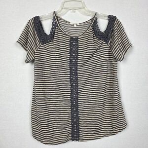 Maurices M Navy Ivory Striped Cold Shoulder Crochet Top